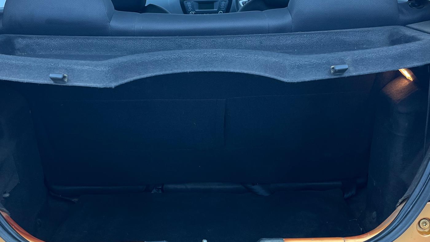 2016 Tata Tiago XZ PETROL, Petrol, Manual, 40,629 km, Boot Inside