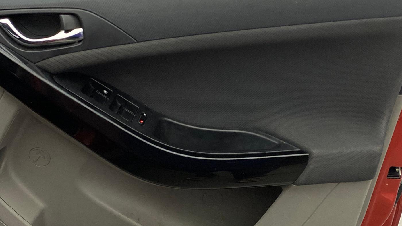2019 Tata NEXON XZA PLUS PETROL, Petrol, Automatic, 83,425 km, Driver Side Door Panels Control