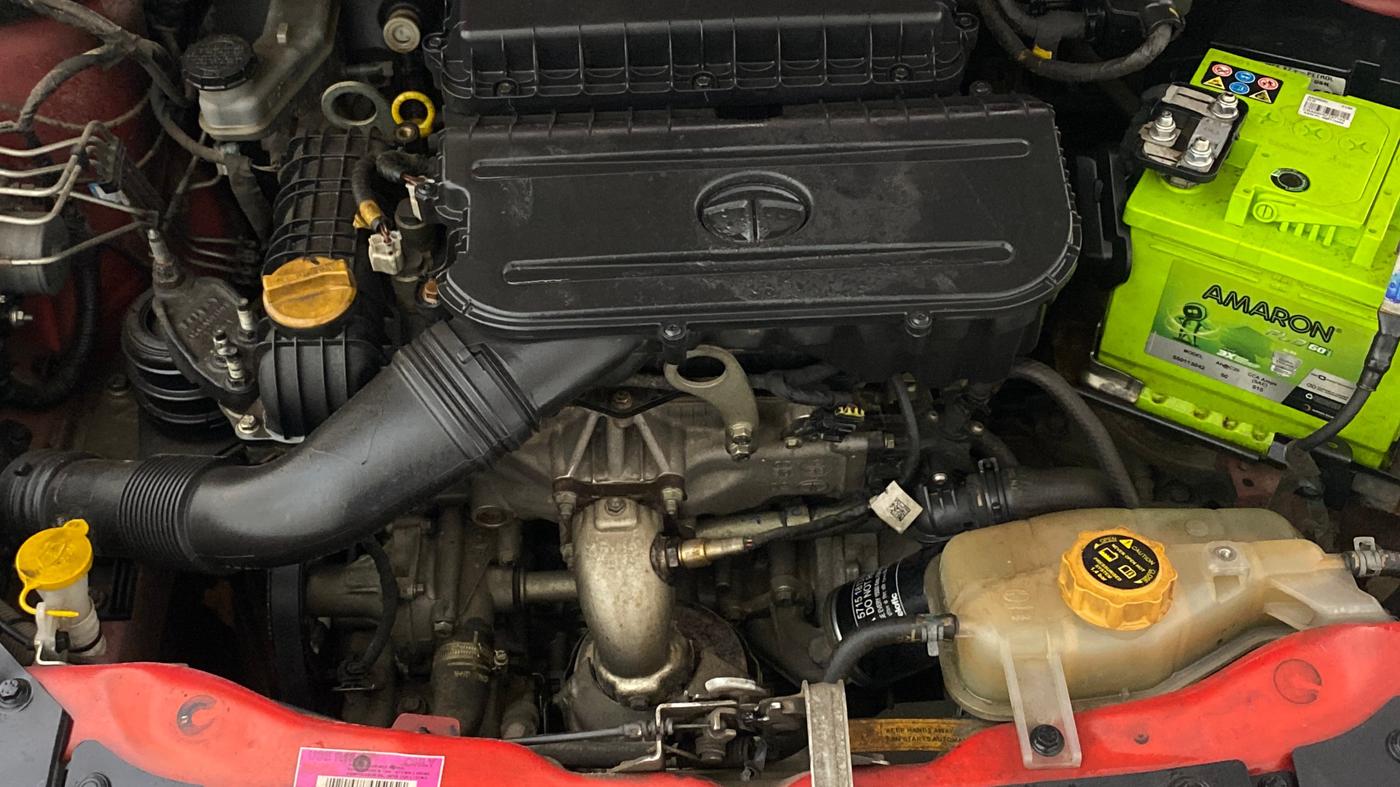 2020 Tata Tiago XZ PLUS PETROL, Petrol, Manual, 77,239 km, Engine View