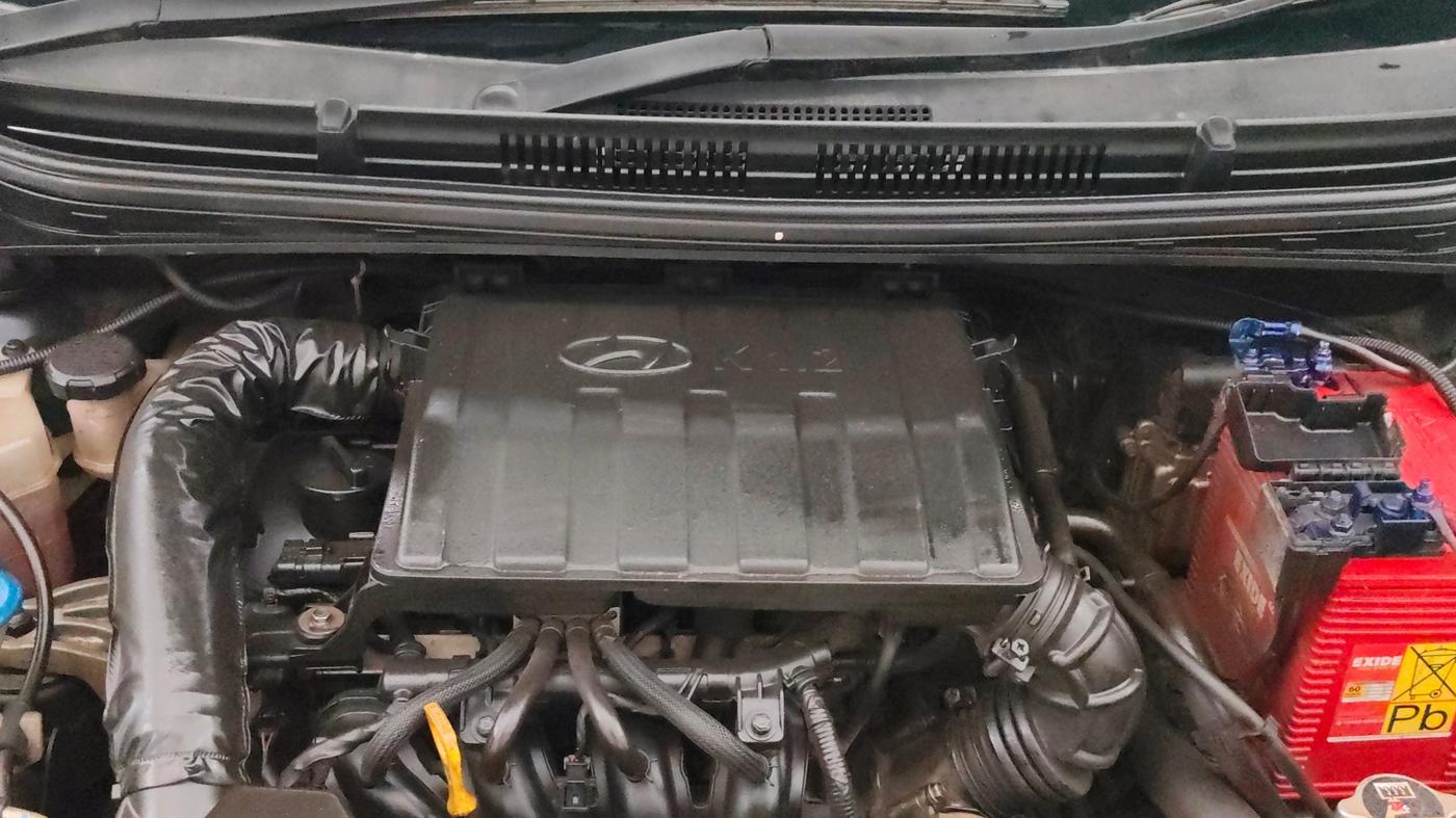 2023 Hyundai AURA S 1.2 CNG, CNG, Manual, 75,826 km, Engine View