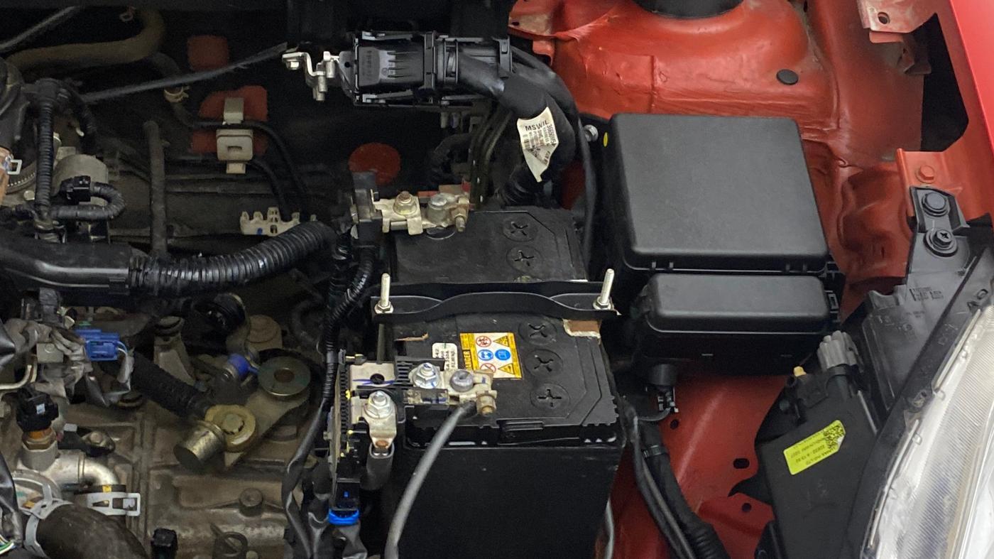 2022 Maruti Swift VXI, Petrol, Manual, 58,318 km, Engine View - Left