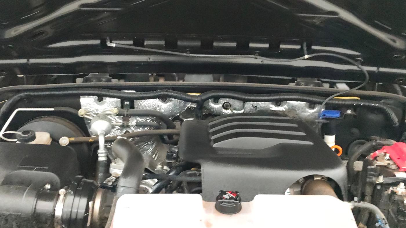 2023 Mahindra Thar LX P 2WD AT HT, Petrol, Automatic, 7,686 km, Engine View