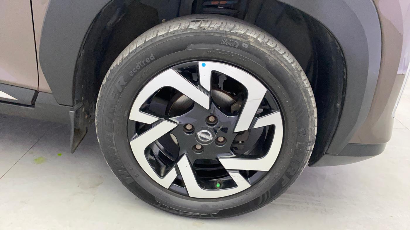 2021 Nissan MAGNITE XV PREMIUM TURBO CVT, Petrol, Automatic, 33,336 km, Right Front Wheel