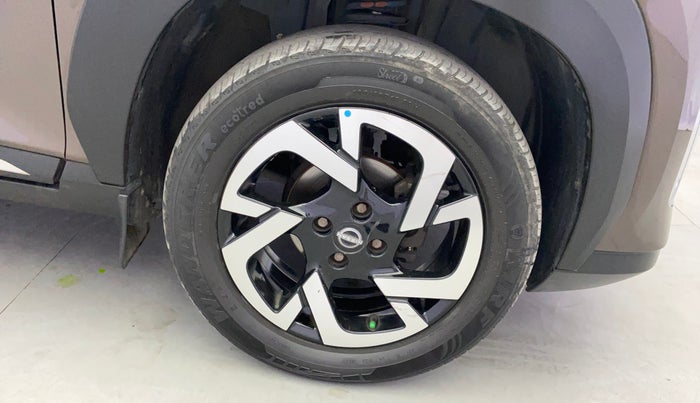 2021 Nissan MAGNITE XV PREMIUM TURBO CVT, Petrol, Automatic, 33,336 km, Right Front Wheel