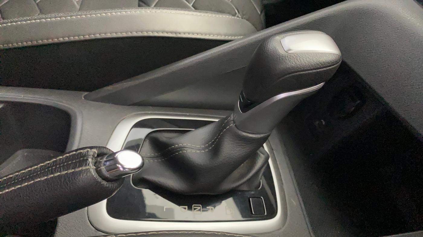 2021 Nissan MAGNITE XV PREMIUM TURBO CVT, Petrol, Automatic, 33,336 km, Gear Lever