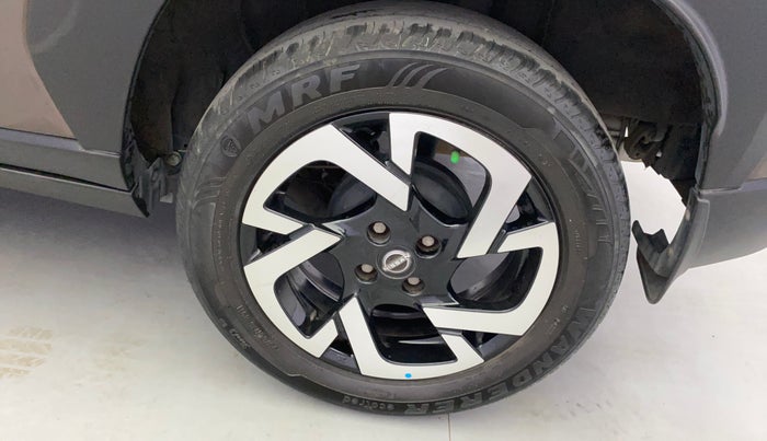 2021 Nissan MAGNITE XV PREMIUM TURBO CVT, Petrol, Automatic, 33,336 km, Left Rear Wheel