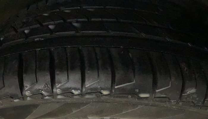 2017 Hyundai Elite i20 ASTA 1.2, Petrol, Manual, 62,134 km, Left Rear Tyre Tread