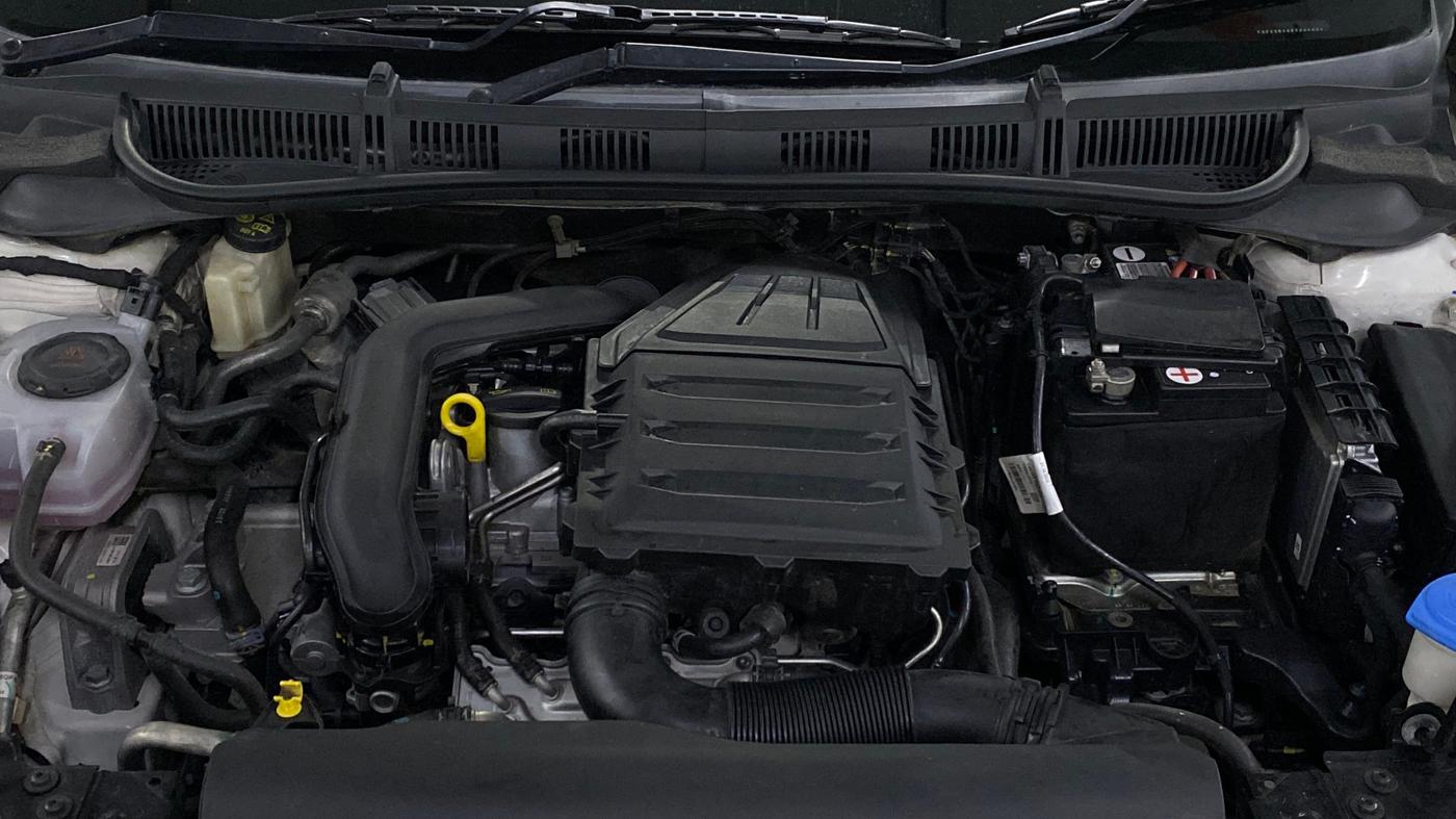2023 Volkswagen VIRTUS TOPLINE TSI 1.0 AT, Petrol, Automatic, 63,915 km, Engine View