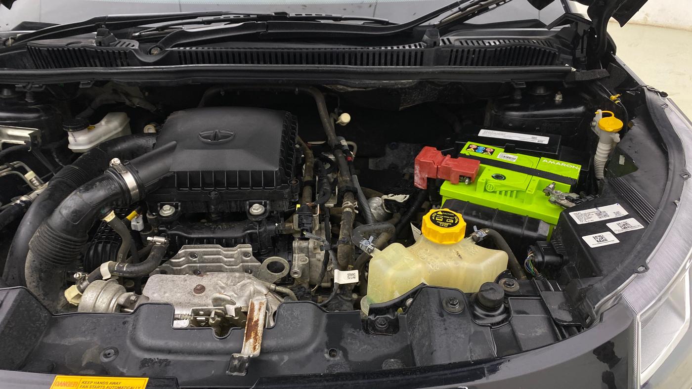 2023 Tata NEXON XZ PLUS PETROL SUNROOF DARK EDITION, Petrol, Manual, 46,428 km, Engine View - Left