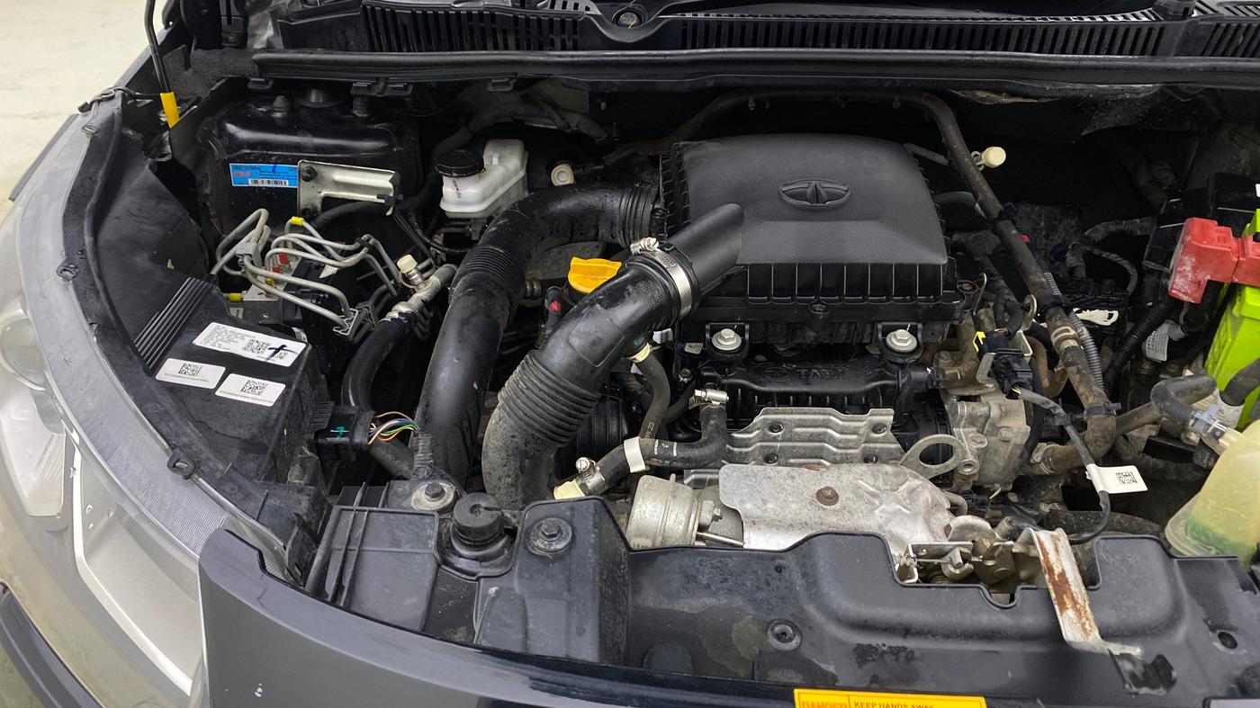2023 Tata NEXON XZ PLUS PETROL SUNROOF DARK EDITION, Petrol, Manual, 46,428 km, Engine View - Right