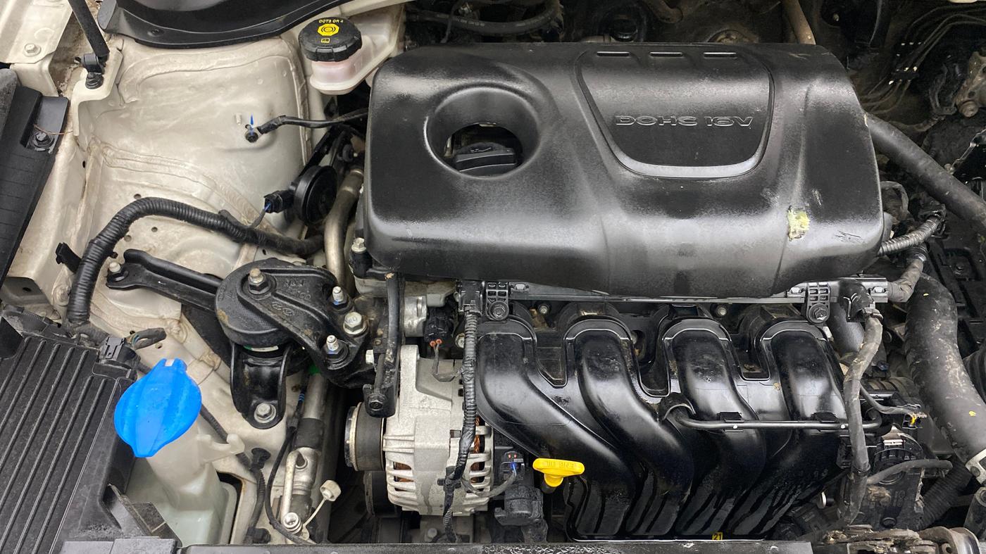 2018 Hyundai Verna 1.6 VTVT SX, Petrol, Manual, 83,392 km, Engine View - Right
