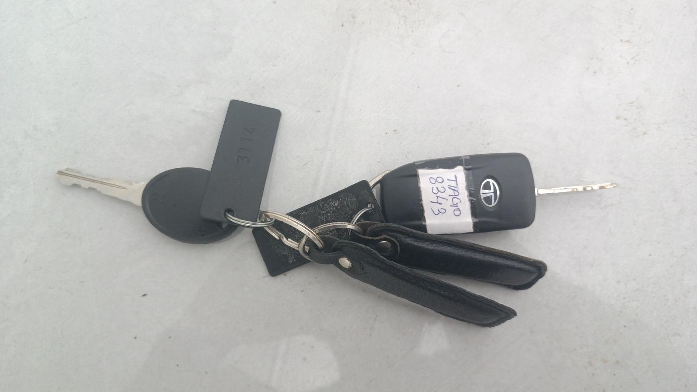 2017 Tata Tiago XZA PETROL, Petrol, Automatic, 39,600 km, Key Close Up