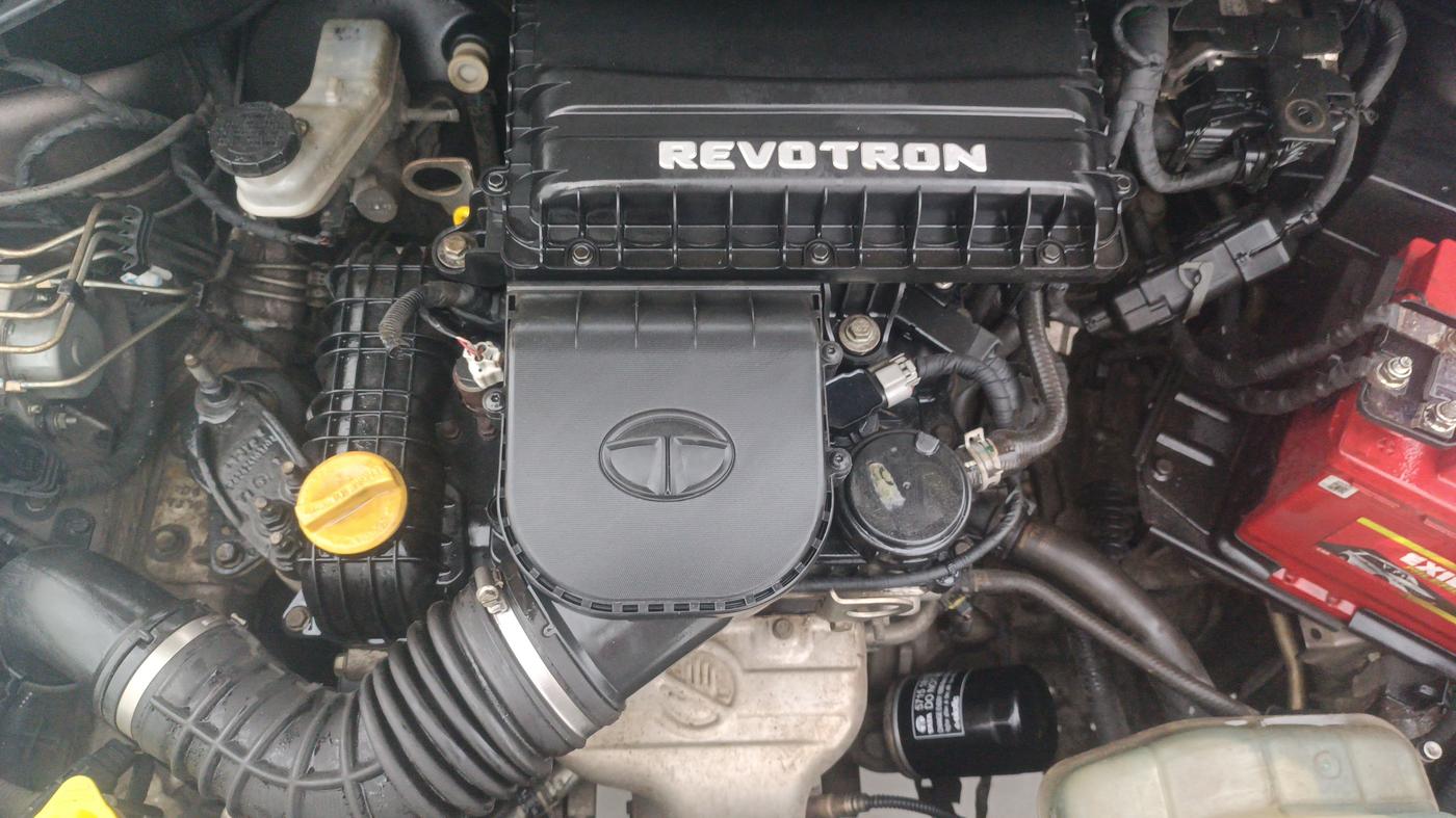 2017 Tata Tiago XZA PETROL, Petrol, Automatic, 39,600 km, Engine View