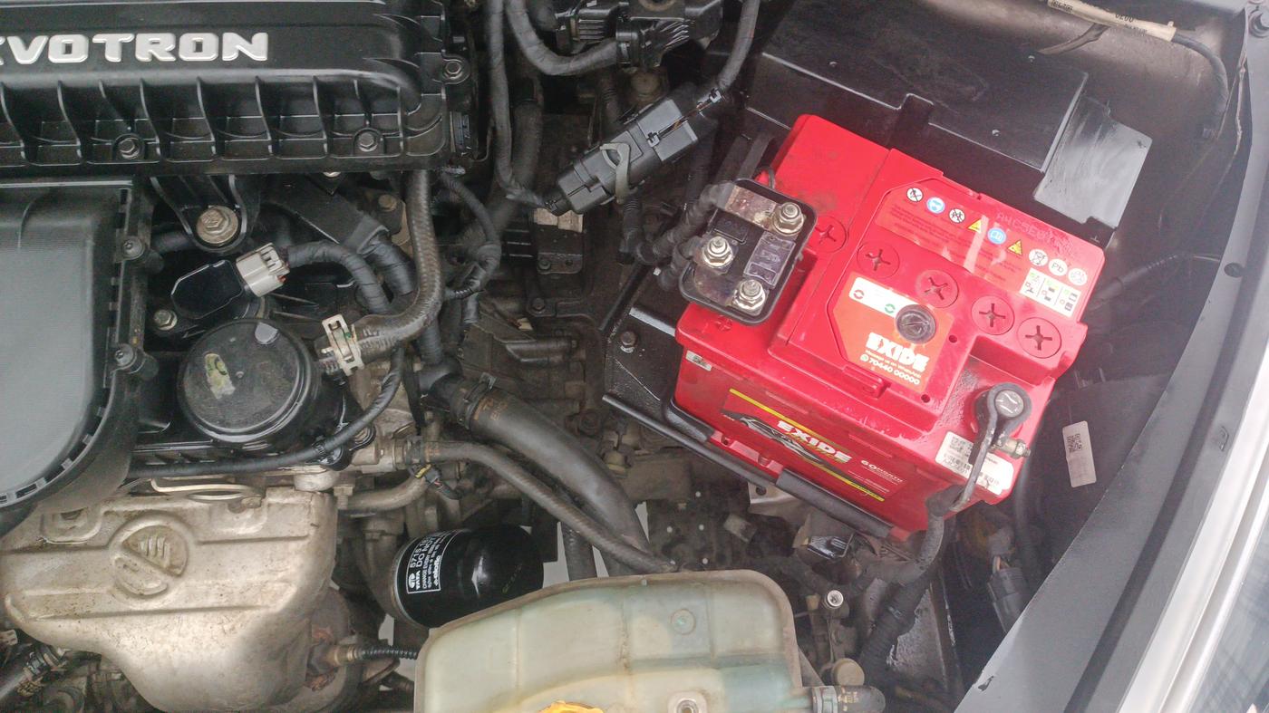 2017 Tata Tiago XZA PETROL, Petrol, Automatic, 39,600 km, Engine View - Left
