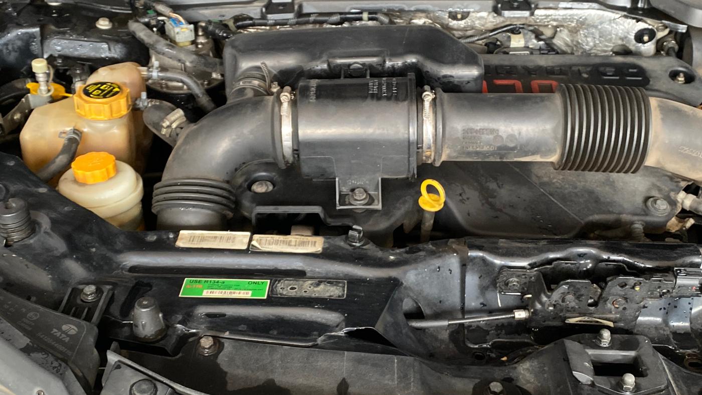 2022 Tata Safari XZ PLUS, Diesel, Manual, 92,472 km, Engine View - Right