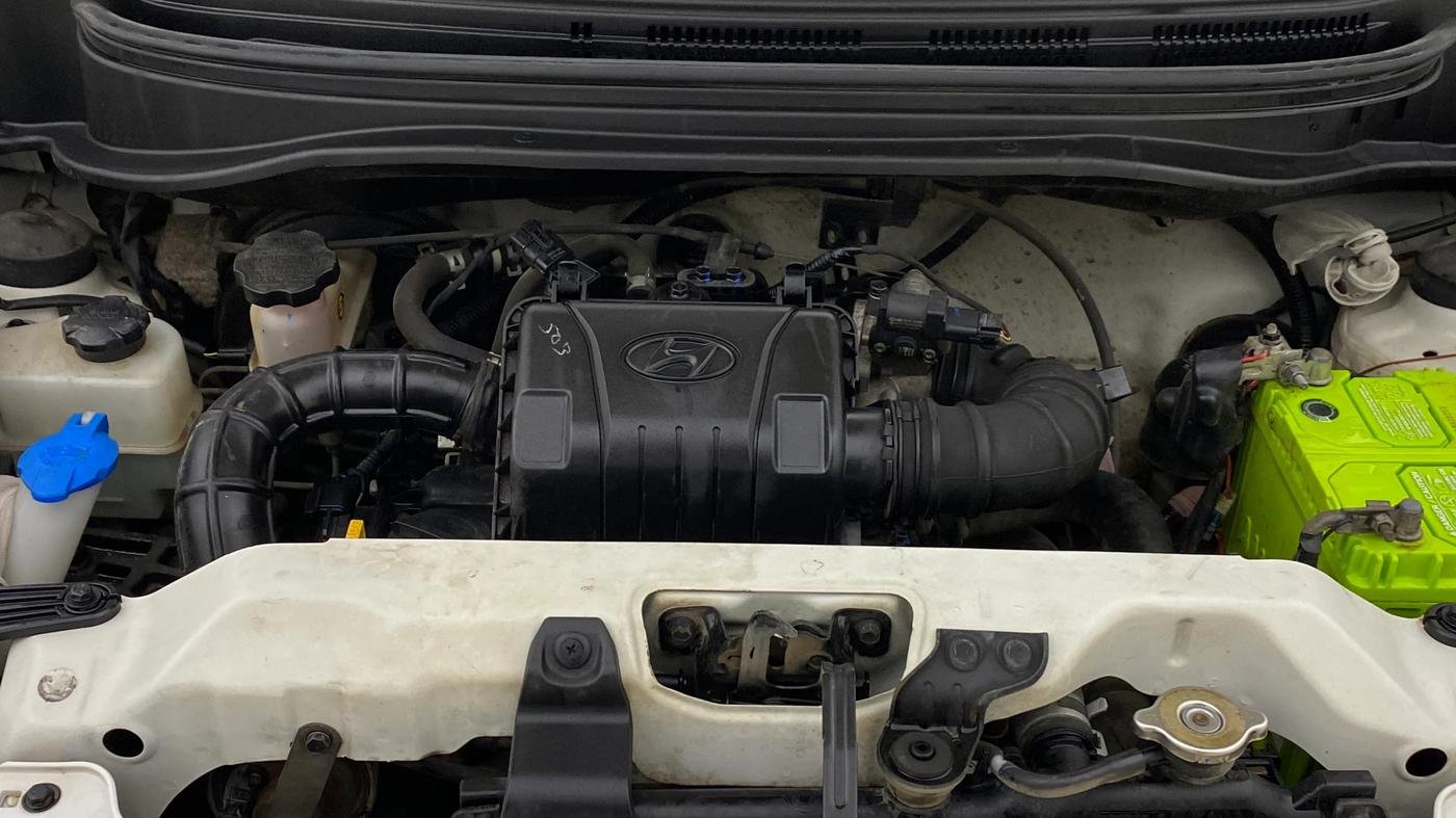 2018 Hyundai Eon ERA +, Petrol, Manual, 55,426 km, Engine View