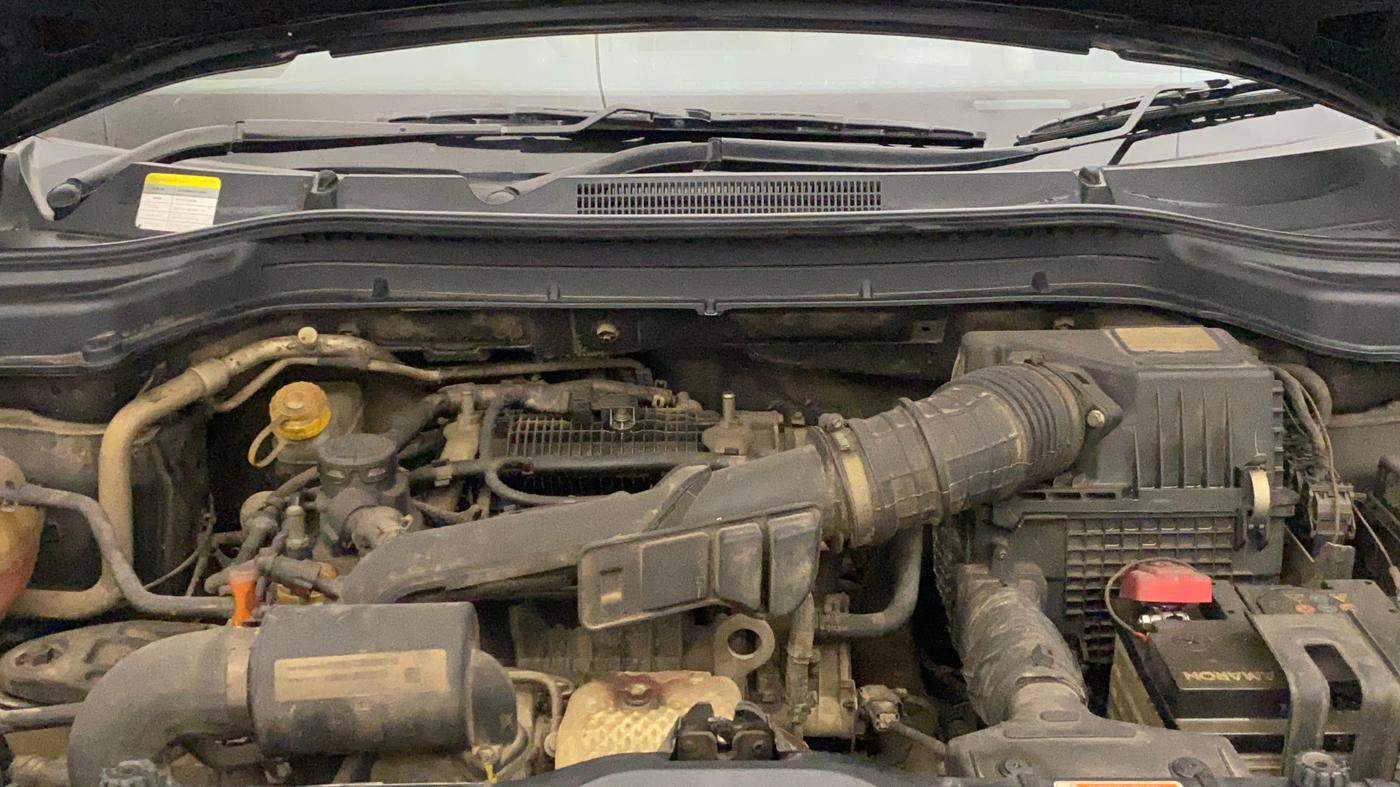 2022 Mahindra XUV300 W4 1.2 PETROL, Petrol, Manual, 40,334 km, Engine View