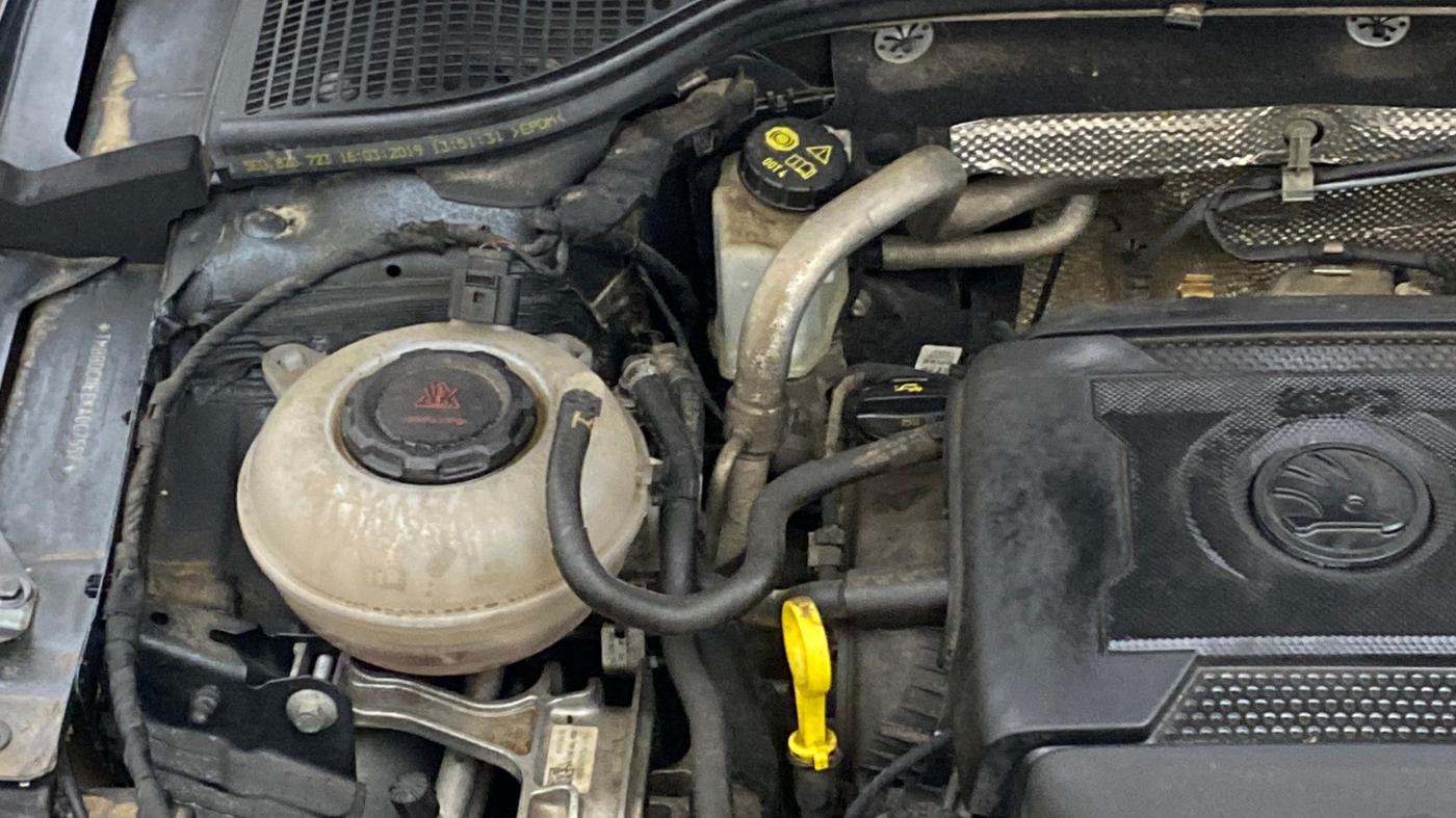 2019 Skoda Octavia L&K 1.8 TSI AT, Petrol, Automatic, 71,916 km, Engine View - Right
