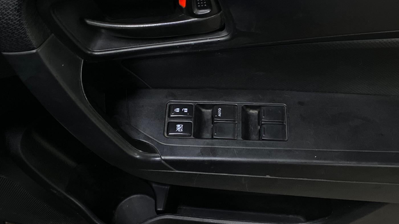 2020 Maruti Vitara Brezza LXI, Petrol, Manual, 71,312 km, Driver Side Door Panels Control