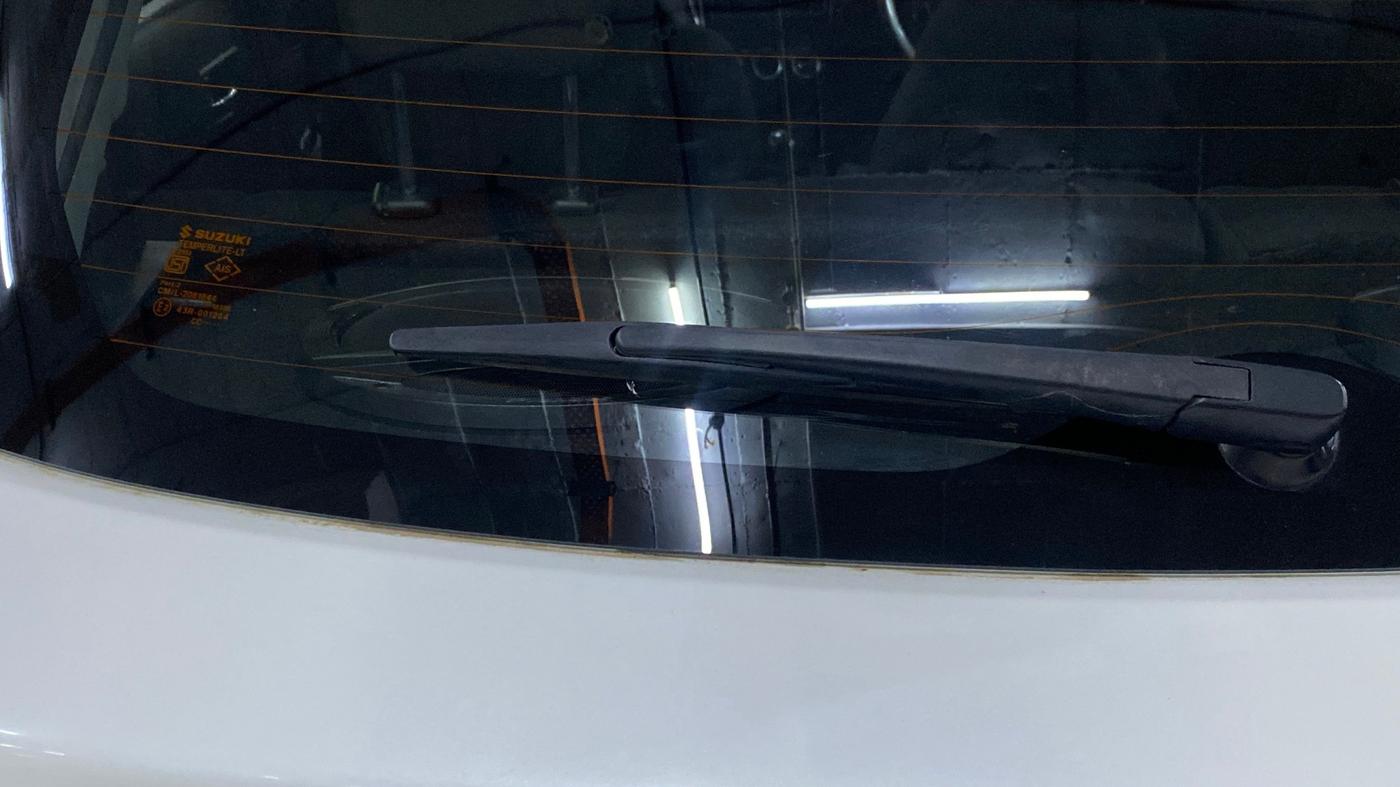 2022 Maruti Swift ZXI, Petrol, Manual, 74,105 km, Rear Wiper