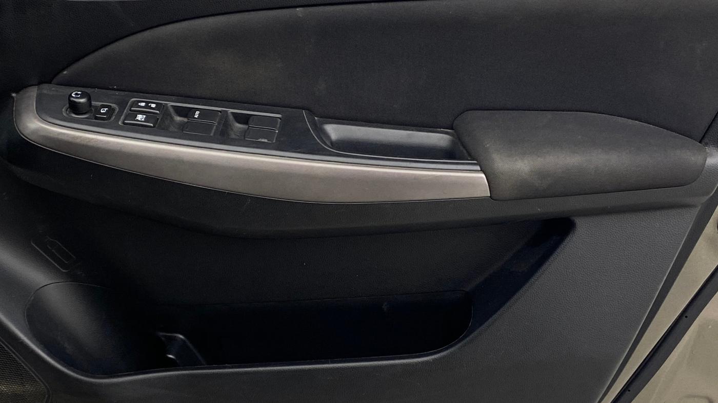 2023 Maruti Swift ZXI, Petrol, Manual, 50,854 km, Driver Side Door Panels Control