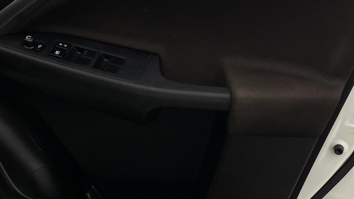 2024 Maruti BREZZA ZXI + SMART HYBRID, Petrol, Manual, 6,852 km, Driver Side Door Panels Control