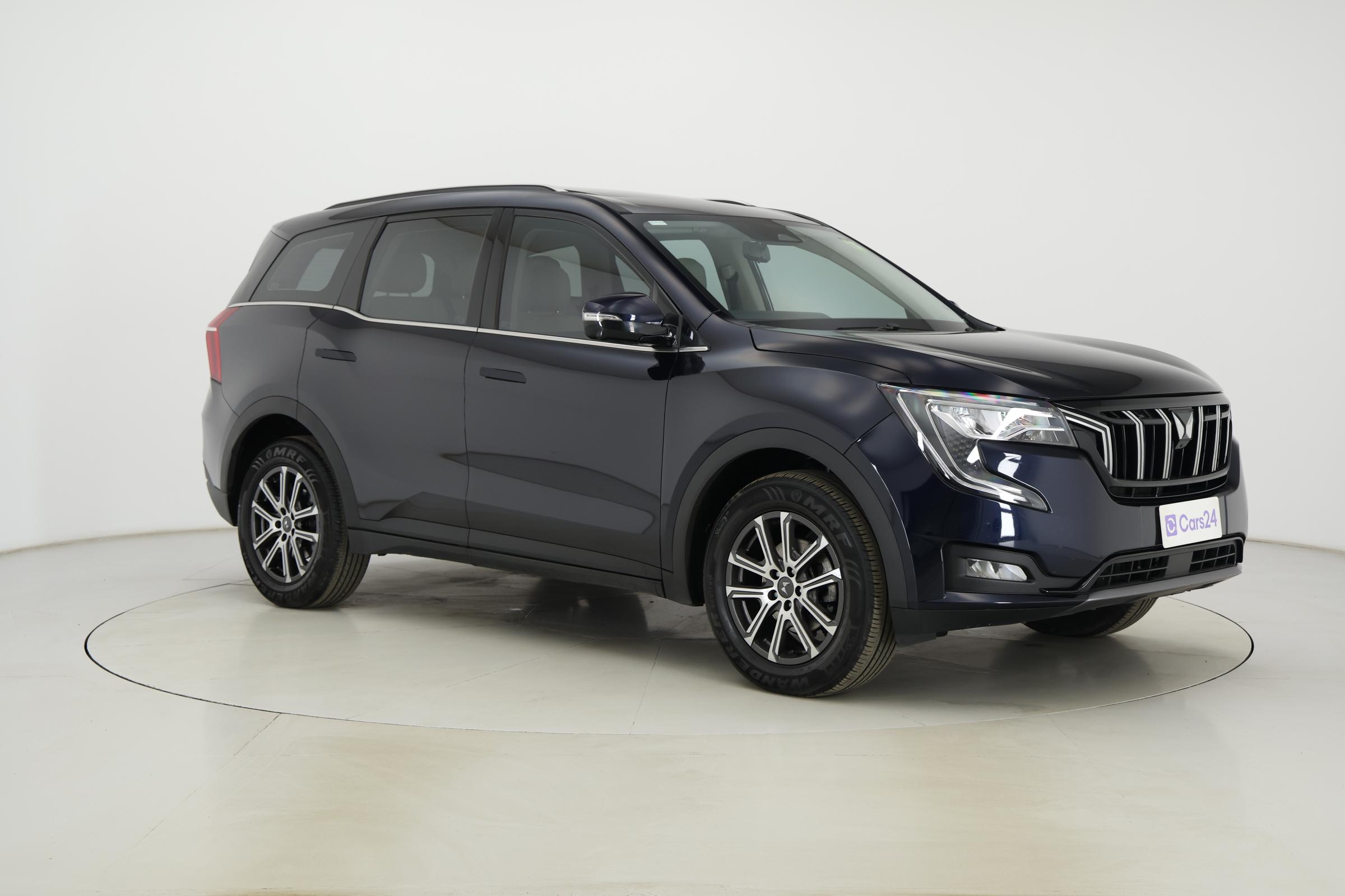 Mahindra Xuv700 image