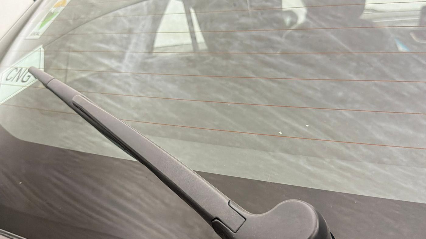 2023 Tata ALTROZ XZ CNG, CNG, Manual, 56,900 km, Rear Wiper