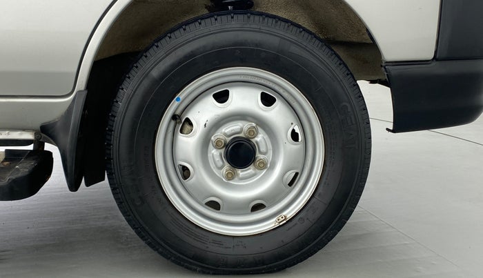 2021 Maruti Eeco 7 STR, Petrol, Manual, Right Front Wheel