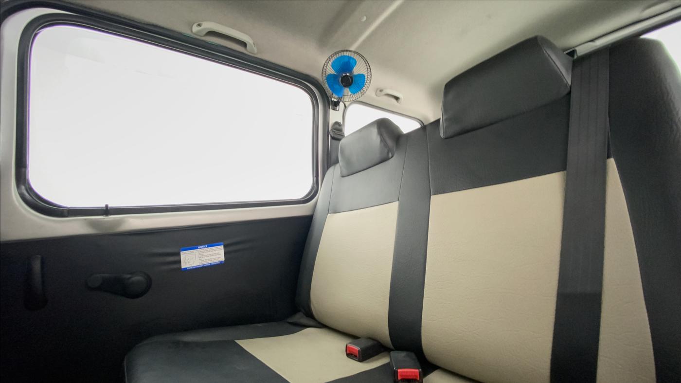 2021 Maruti Eeco 7 STR, Petrol, Manual, Right Side Rear Door Cabin