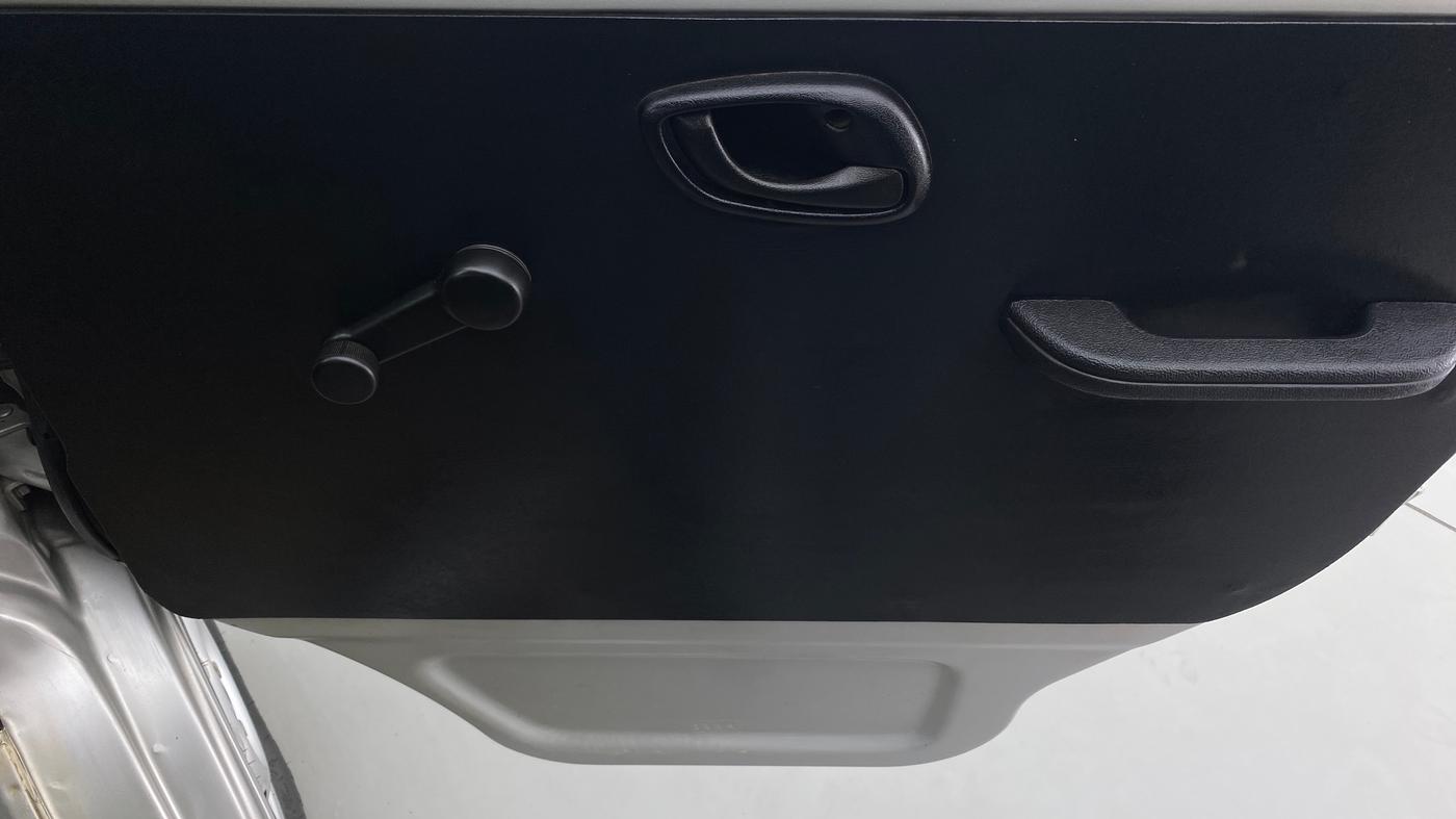 2021 Maruti Eeco 7 STR, Petrol, Manual, Driver Side Door Panels Control