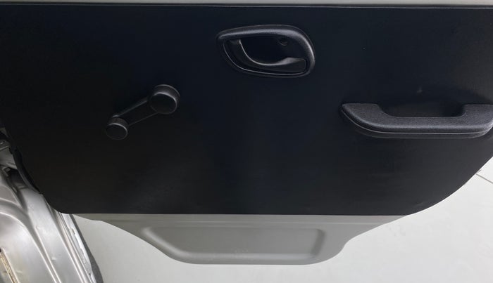 2021 Maruti Eeco 7 STR, Petrol, Manual, Driver Side Door Panels Control