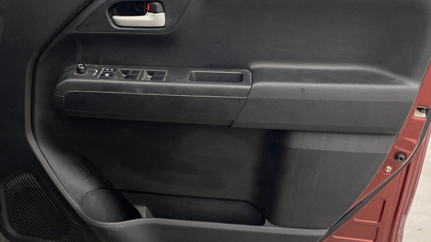 2023 Maruti New Wagon-R VXI 1.0, Petrol, Manual, 15,056 km, Driver Side Door Panels Control