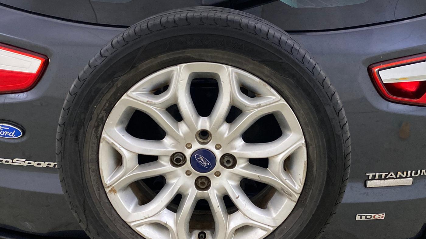 2014 Ford Ecosport TITANIUM 1.5L DIESEL, Diesel, Manual, 1,01,255 km, Spare Tyre