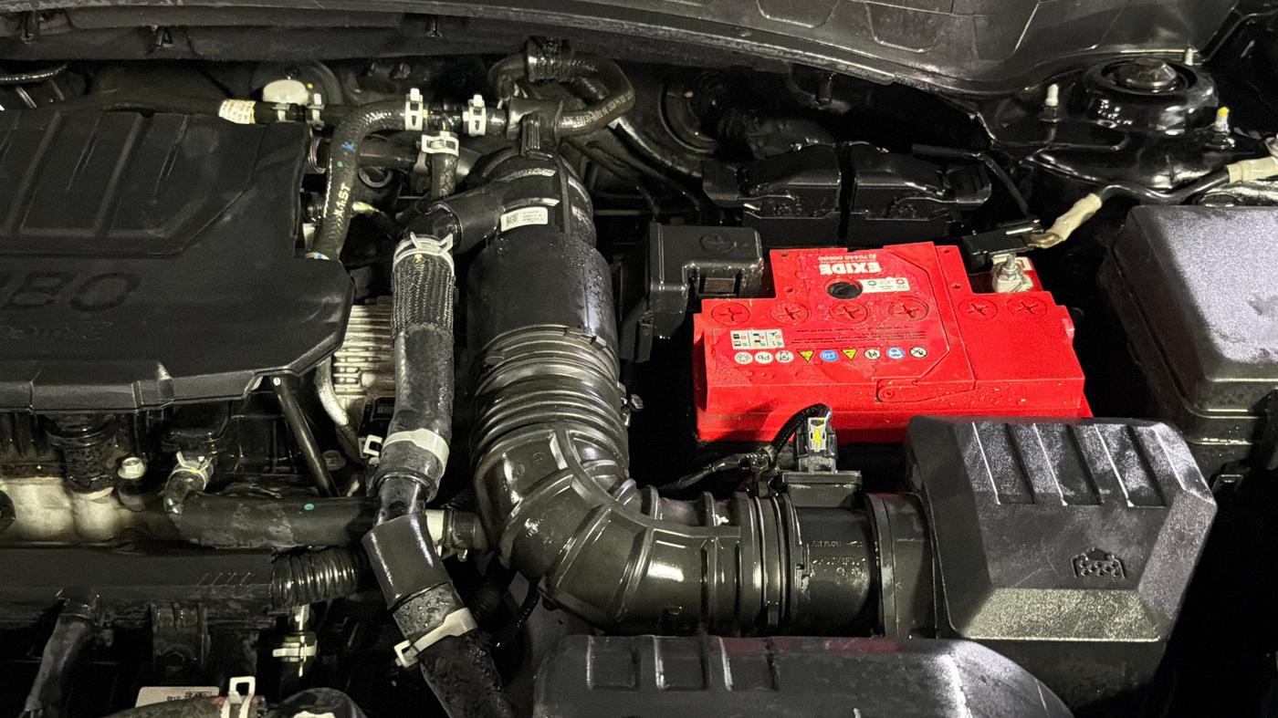 2023 KIA SELTOS  GTX Plus 1.5 Turbo Petrol DCT, Petrol, Automatic, 34,235 km, Engine View - Left