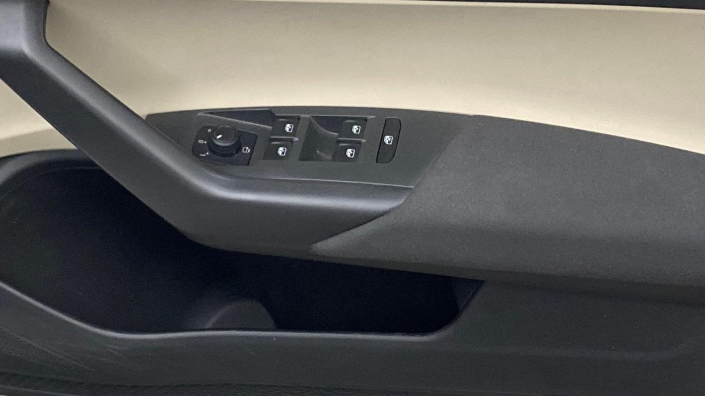 2023 Skoda SLAVIA AMBITION 1.0L TSI AT, Petrol, Automatic, 11,850 km, Driver Side Door Panels Control