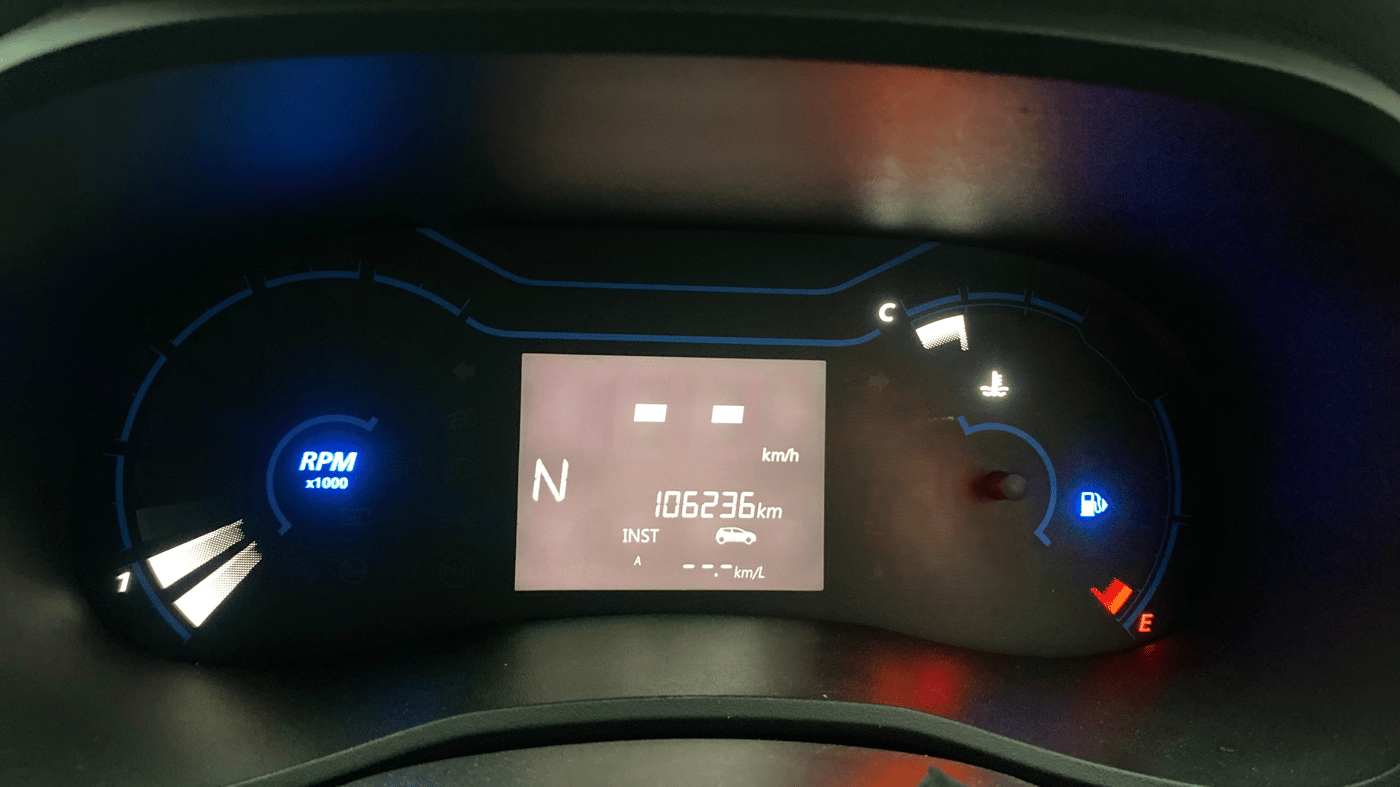 2020 Renault Kwid RXT 1.0 AMT (O), Petrol, Automatic, 1,06,236 km, Odometer Image