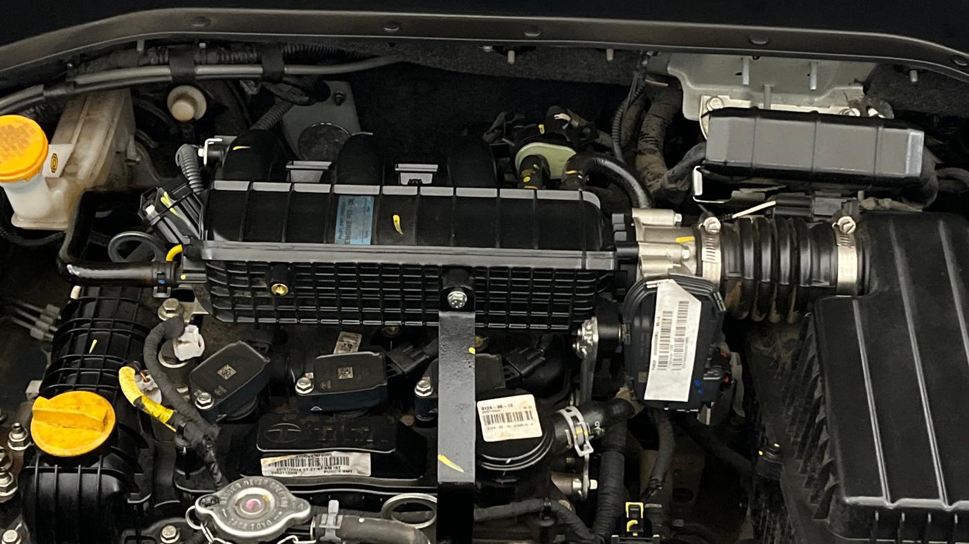 2024 Tata PUNCH CREATIVE AMT 1.2 RTN DUAL TONE, Petrol, Automatic, 3,786 km, Engine View