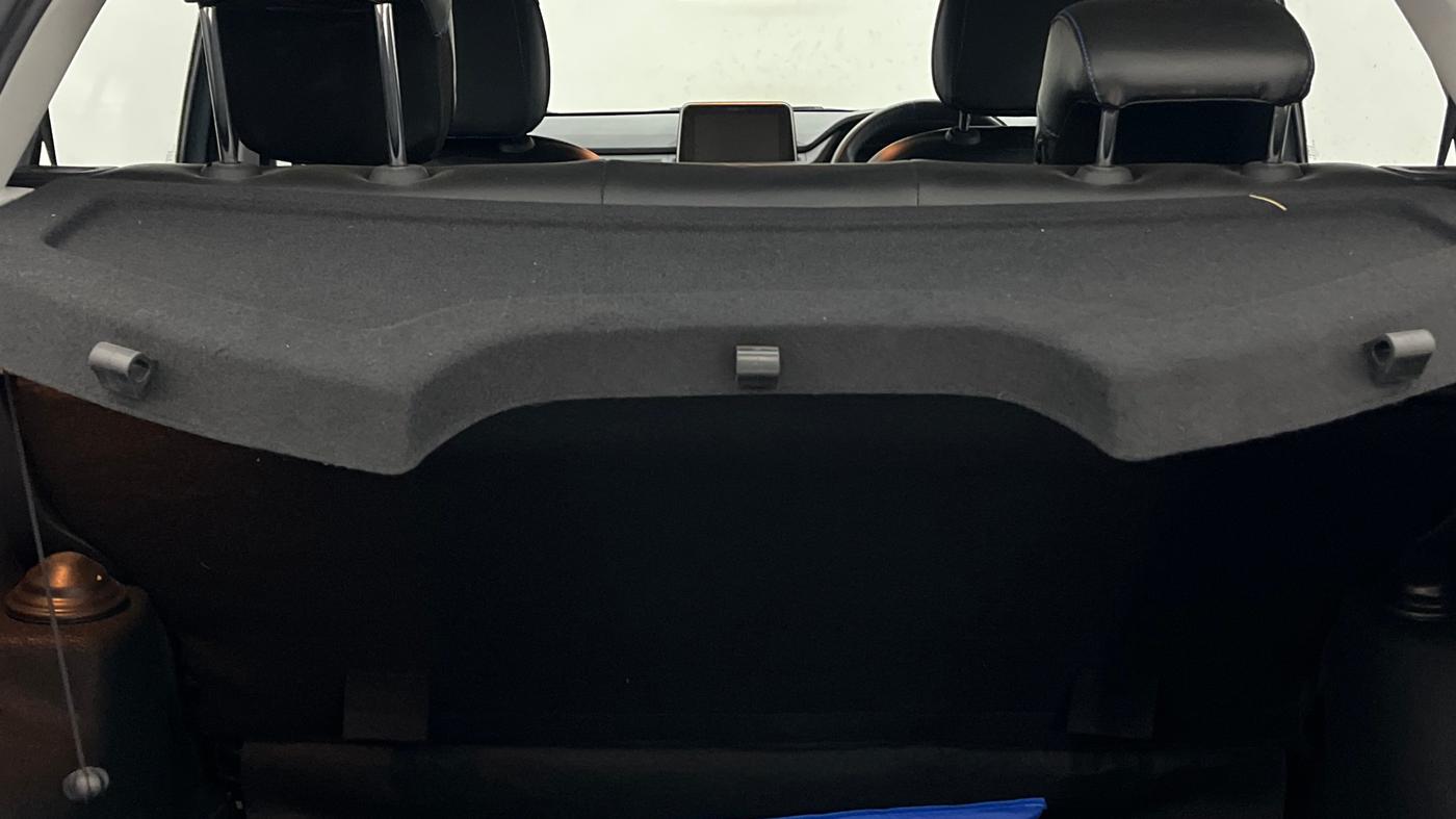 2024 Tata PUNCH CREATIVE AMT 1.2 RTN DUAL TONE, Petrol, Automatic, 3,786 km, Boot Inside