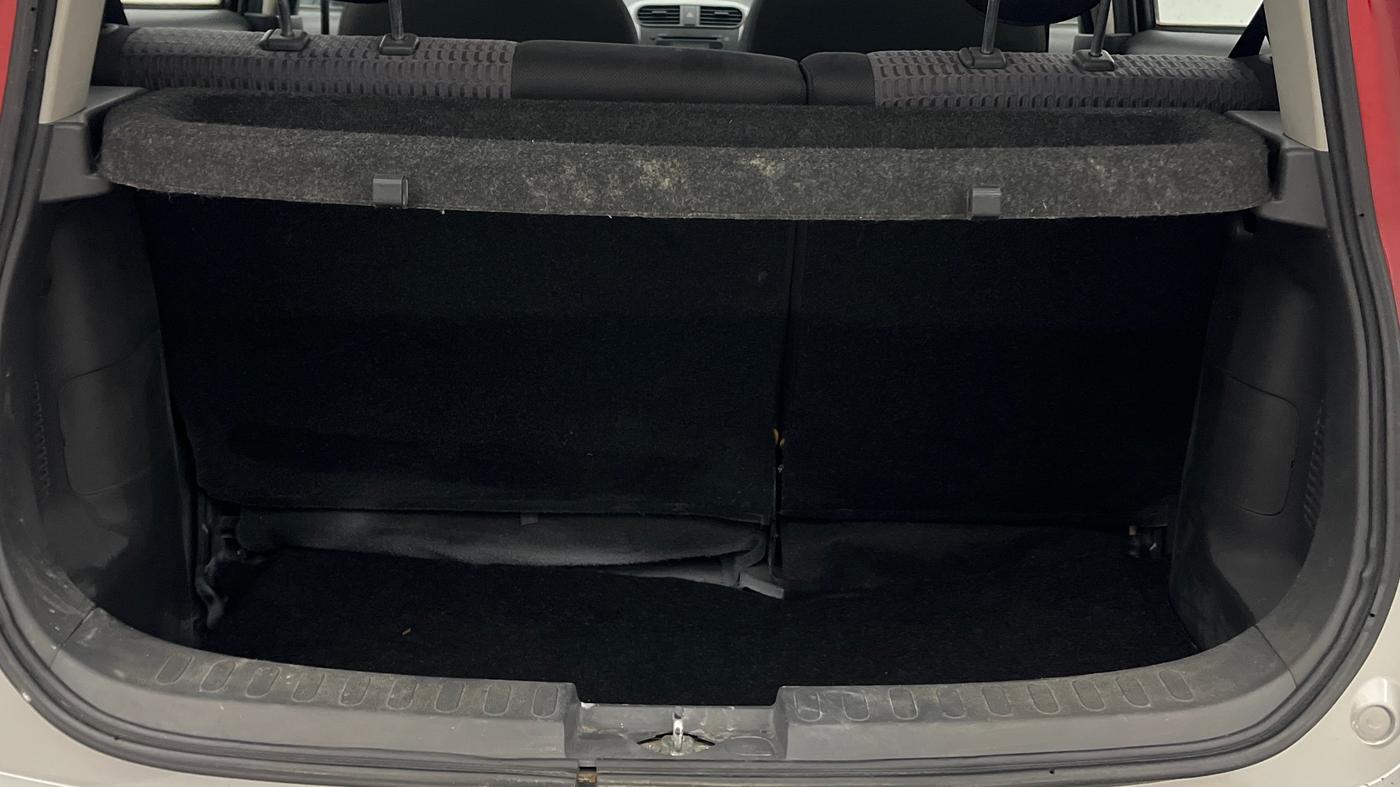 2013 Maruti Ritz ZXI, Petrol, Manual, 27,094 km, Boot Inside