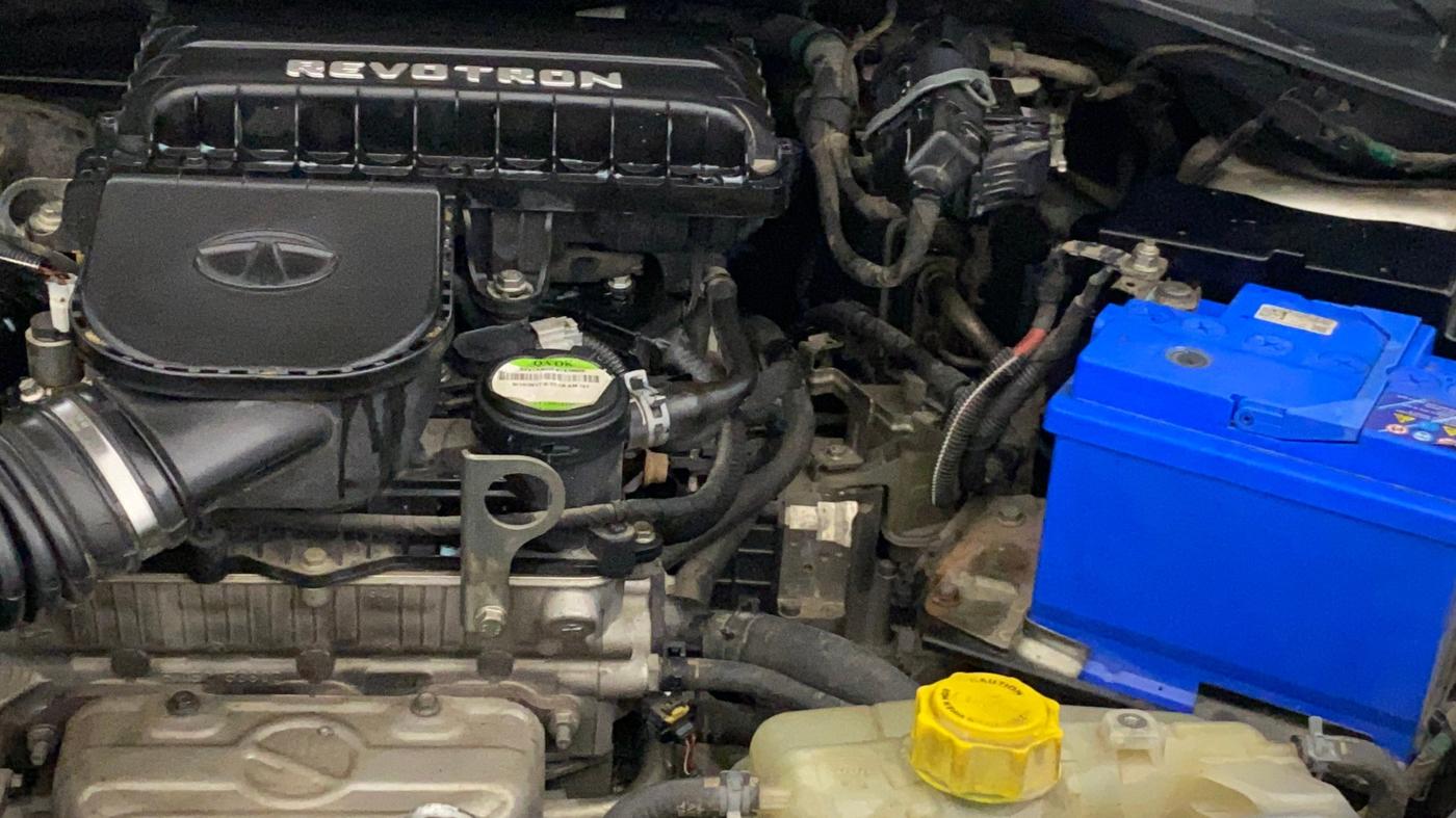2017 Tata Tiago XZA PETROL, Petrol, Automatic, 68,398 km, Engine View - Left