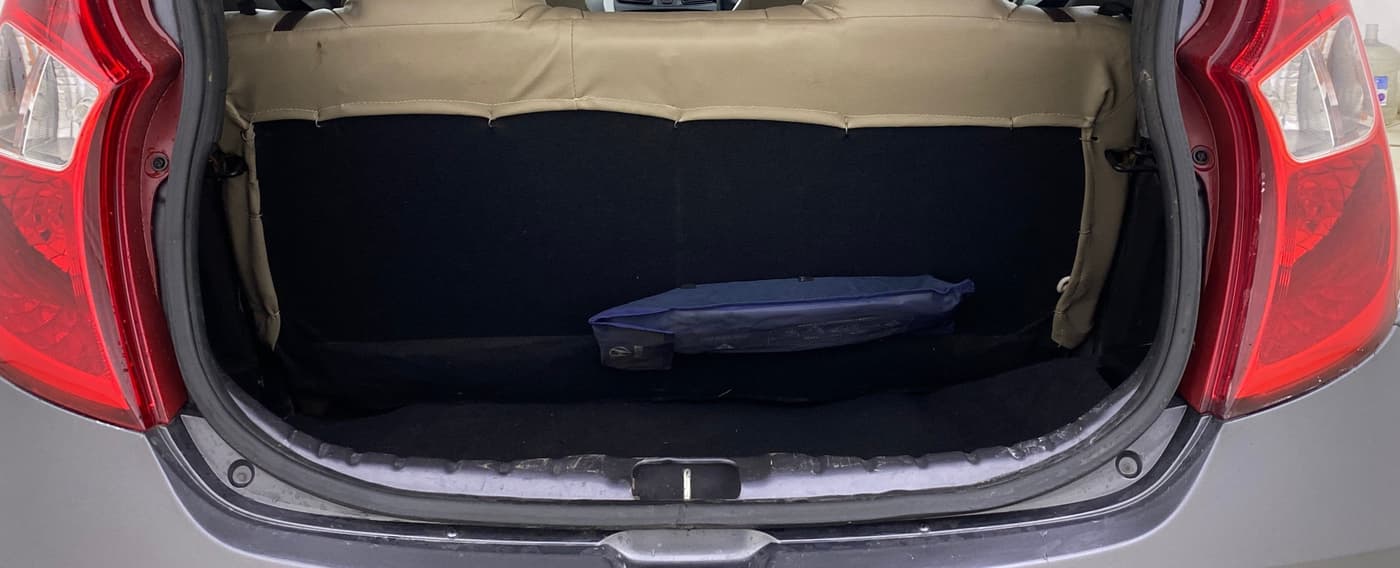 2016 Hyundai Eon ERA +, Petrol, Manual, 76,293 km, Boot Inside