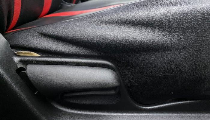 2014 Maruti Swift LXI D, Petrol, Manual, 47,841 km, Driver Side Adjustment Panel
