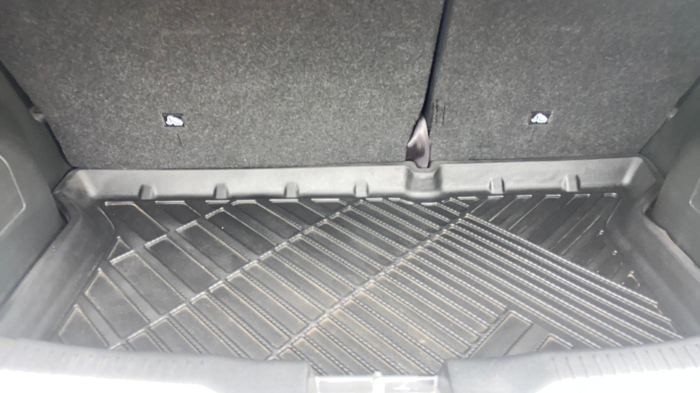 2023 Maruti IGNIS ZETA 1.2 AMT, Petrol, Automatic, 21,723 km, Boot Inside