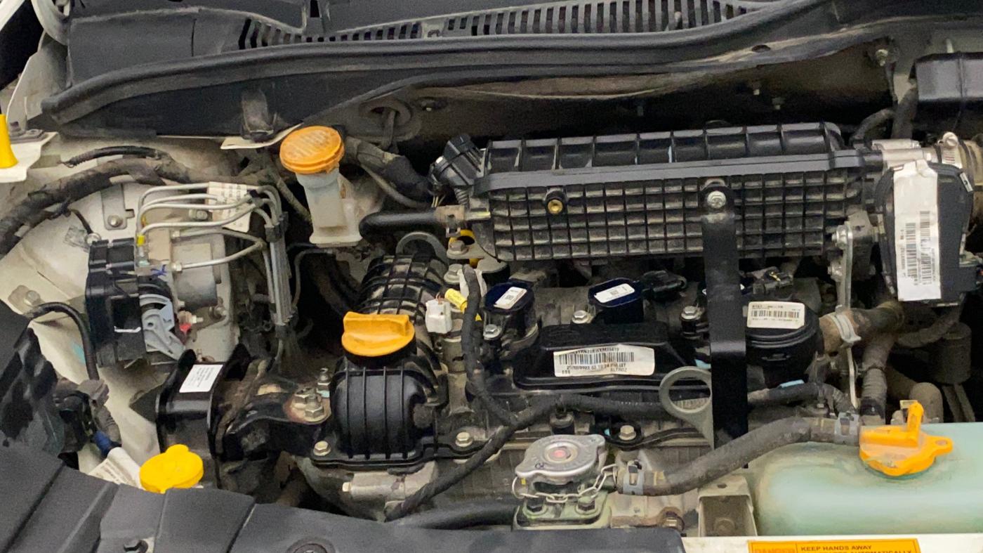 2023 Tata ALTROZ XZ PLUS PETROL, Petrol, Manual, 27,059 km, Engine View - Right