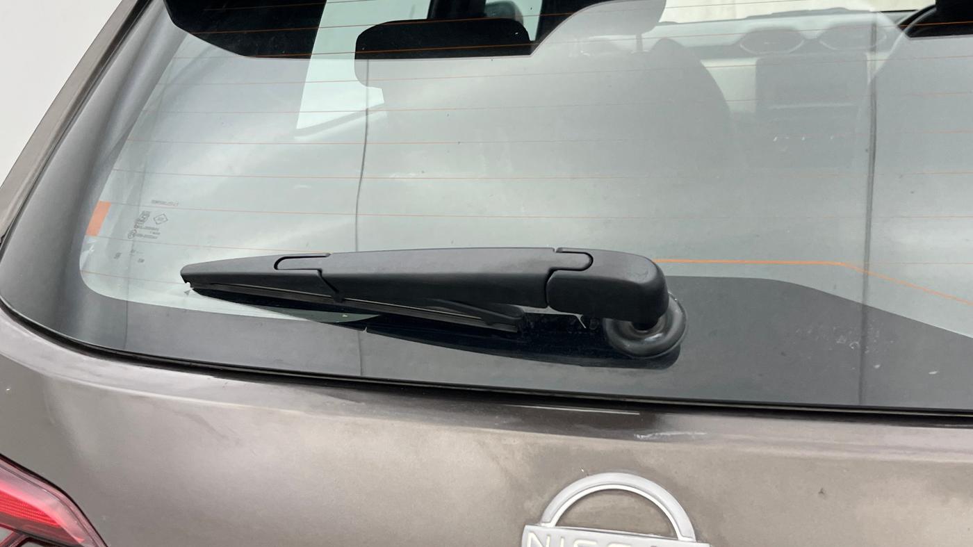 2022 Nissan MAGNITE XE, Petrol, Manual, 27,237 km, Rear Wiper