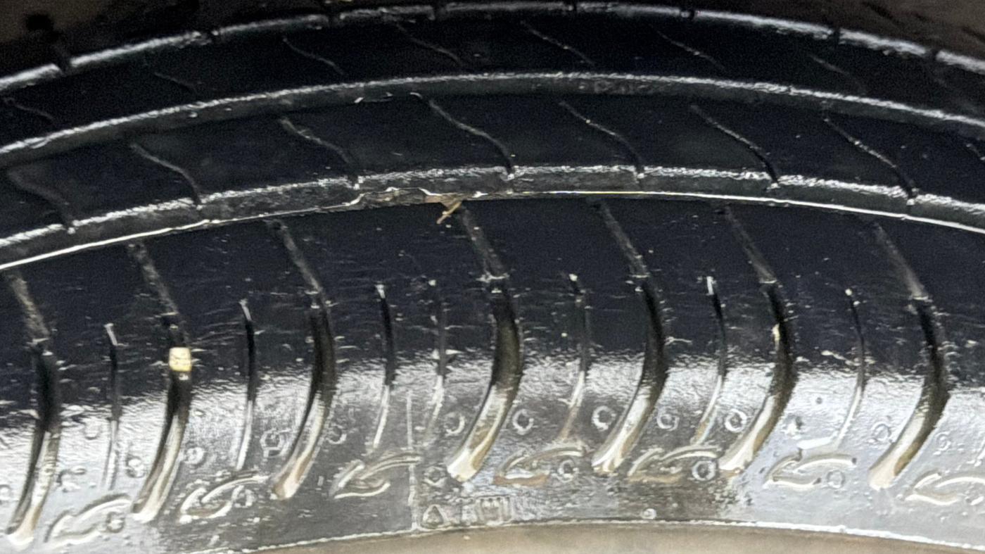 2022 Maruti S PRESSO VXI+, Petrol, Manual, 5,229 km, Right Front Tyre Tread