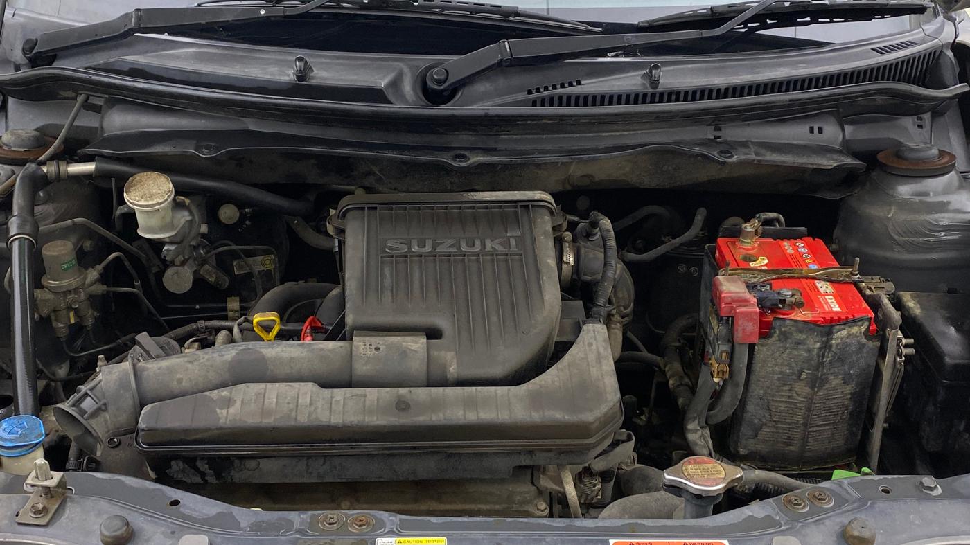 2014 Maruti Swift VXI, Petrol, Manual, 88,640 km, Engine View