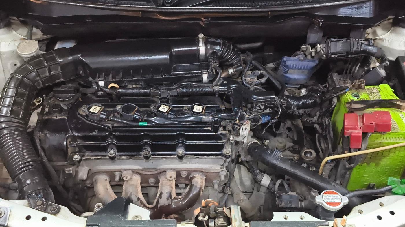 2018 Maruti Swift ZXI, CNG, Manual, 1,28,856 km, Engine View