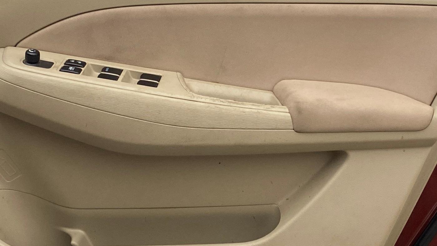 2019 Maruti Dzire VXI, Petrol, Manual, 32,768 km, Driver Side Door Panels Control